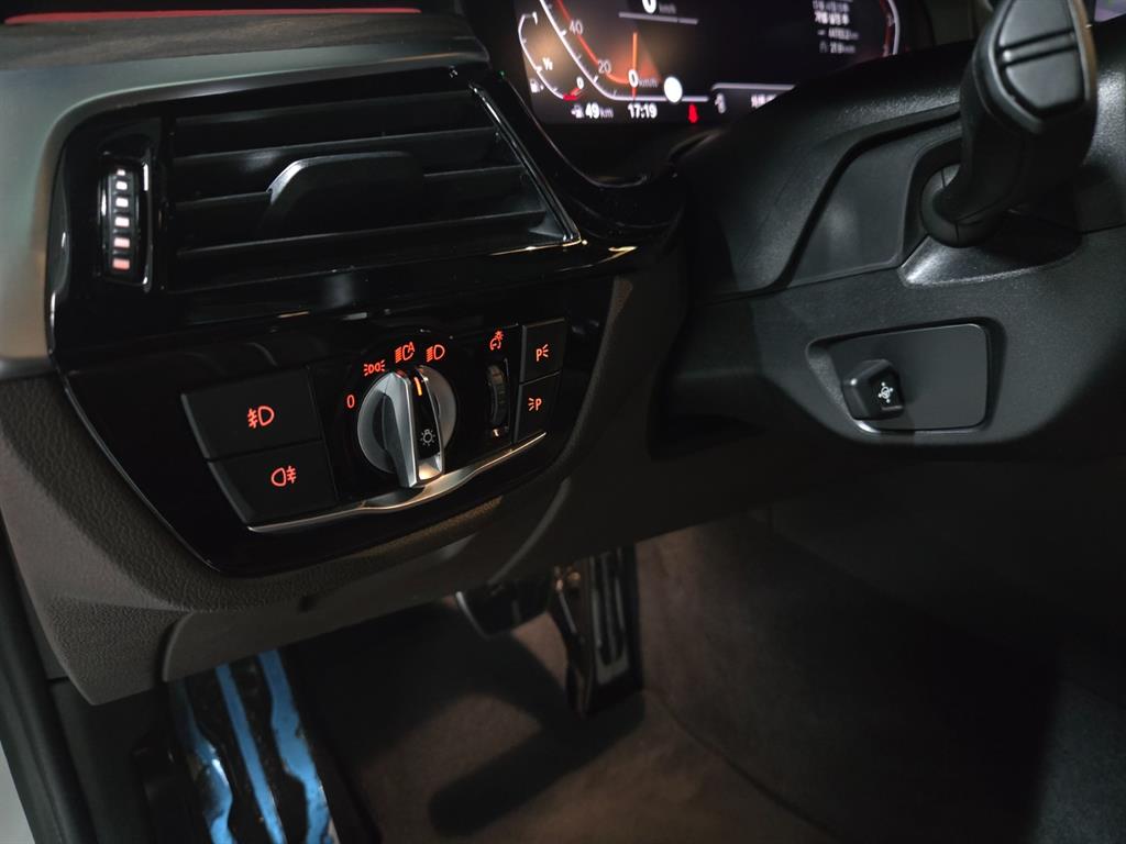 BMW 5시리즈(7세대) 520i M 스포츠팩 - 이미지 14