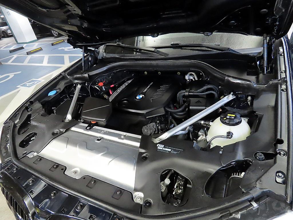 BMW X4(2세대) 20d xDrive M스포츠 - 이미지 2