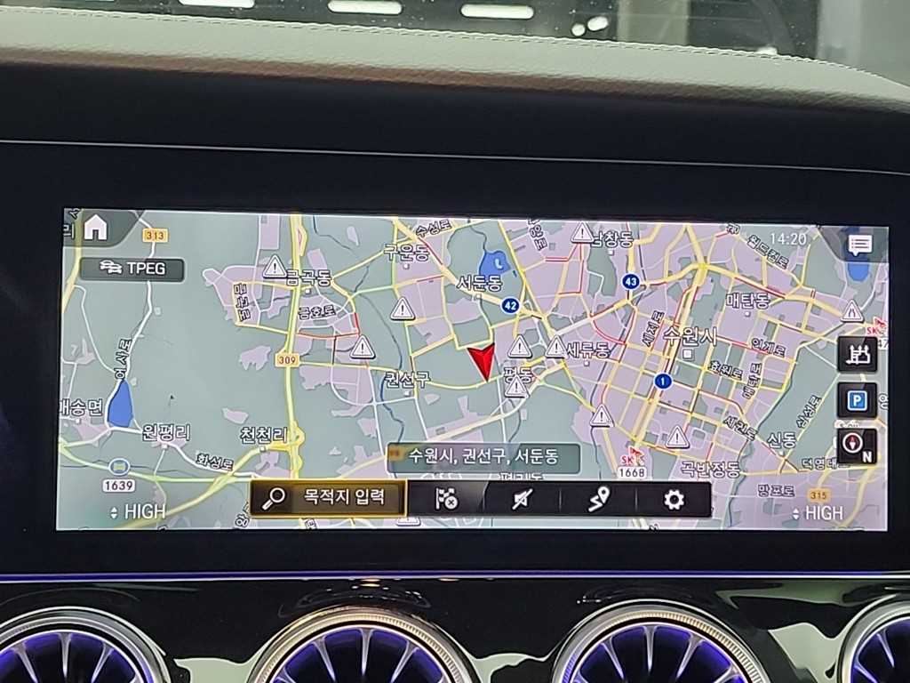 벤츠 AMG GT 43 4매틱+ - 이미지 13