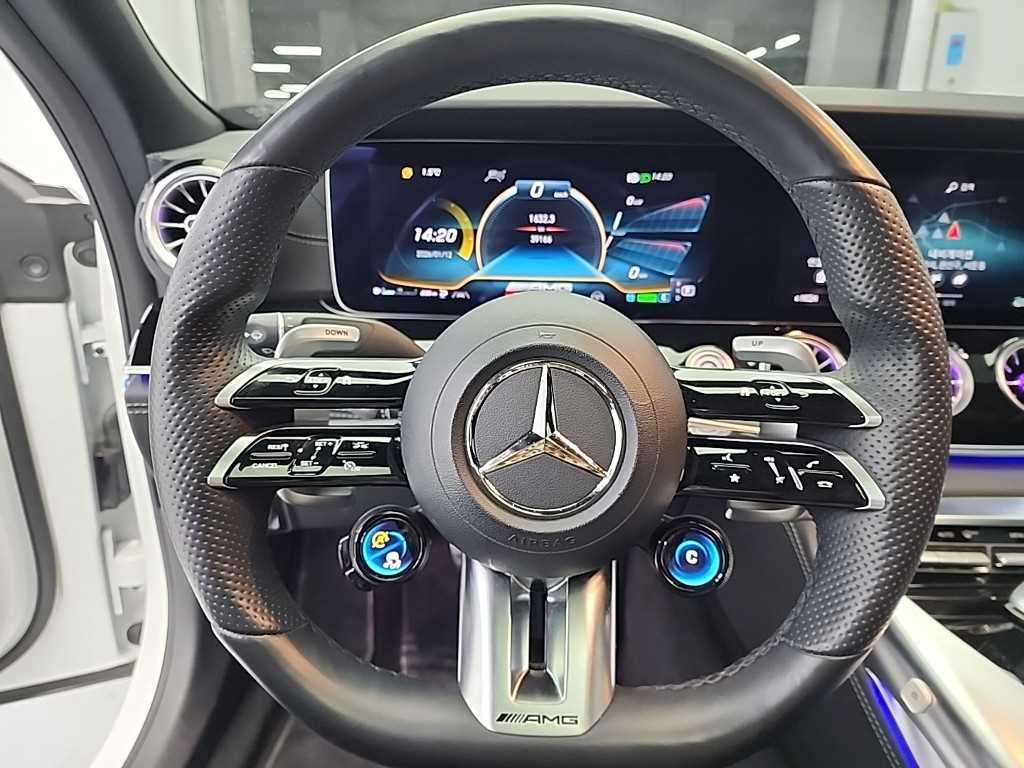 벤츠 AMG GT 43 4매틱+ - 이미지 10