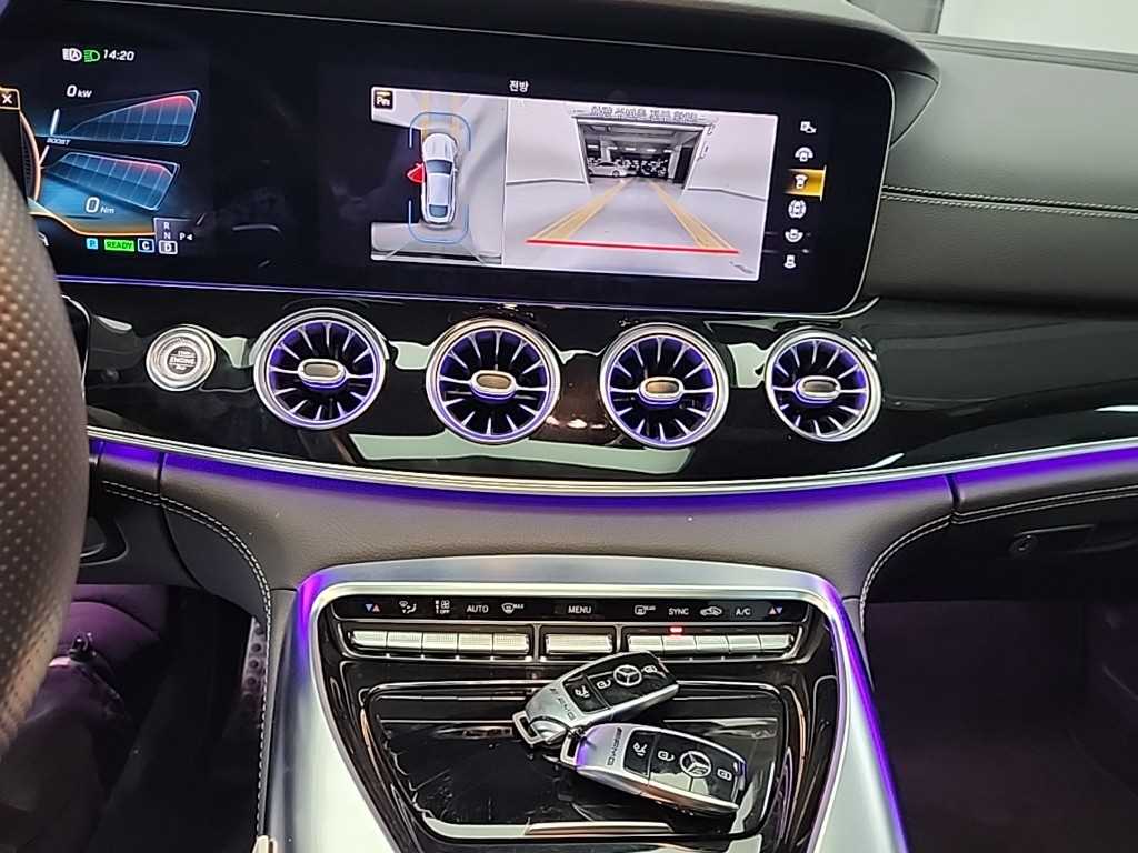 벤츠 AMG GT 43 4매틱+ - 이미지 19