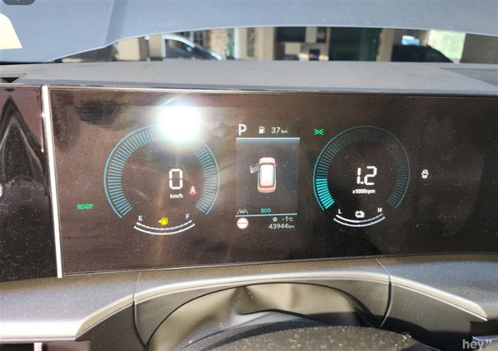 현대 디 올뉴싼타페 하이브리드 1.6 HEV 2WD 익스클루시브