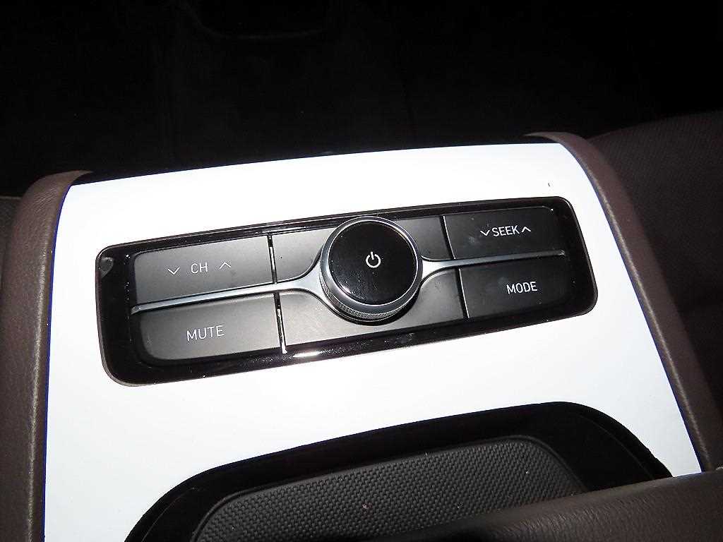 현대 그랜저IG 2.4 GDi 프리미엄 스페셜 - 이미지 11