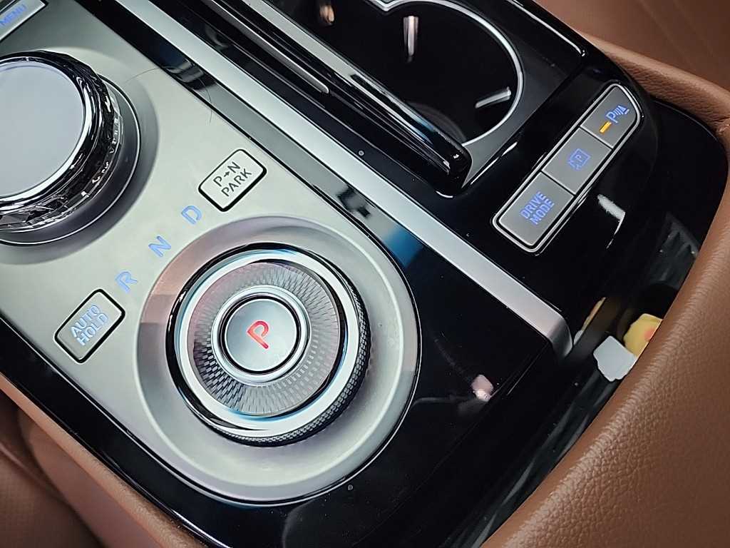 제네시스 더 올뉴G80 가솔린 2.5 2WD 기본형 - 이미지 18