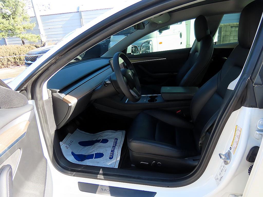 테슬라 모델 3 AWD 롱 레인지 - 이미지 3