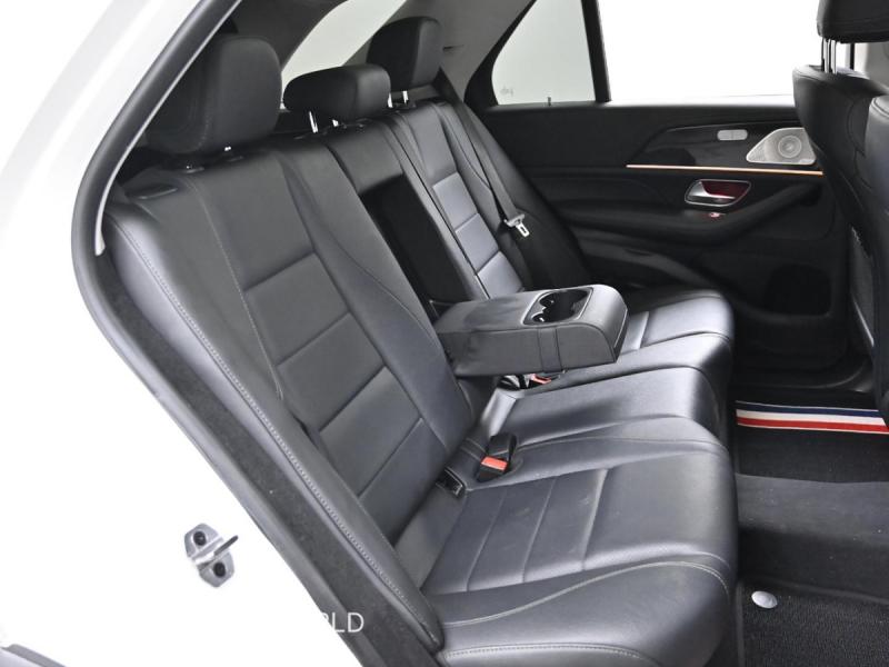 벤츠 GLE클래스(4세대) GLE 300d 4매틱 - 이미지 6