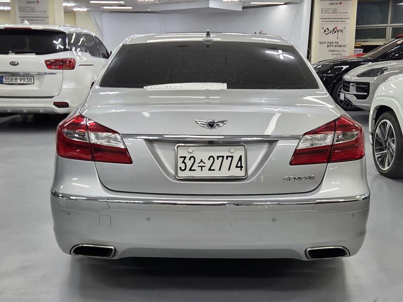 현대 제네시스 수출형 3.8 - 이미지 3