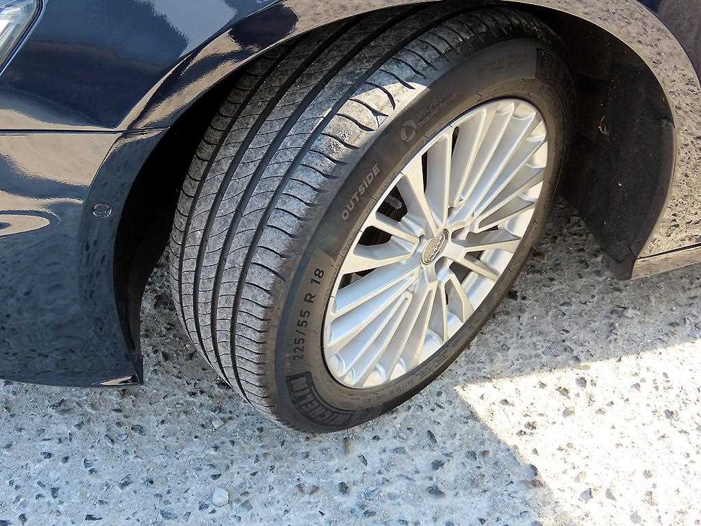 아우디 A6(5세대) 45 TFSI 콰트로 프리미엄 - 이미지 18