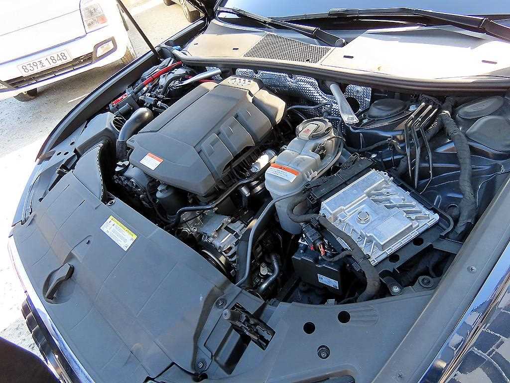 아우디 A6(5세대) 45 TFSI 콰트로 프리미엄 - 이미지 15