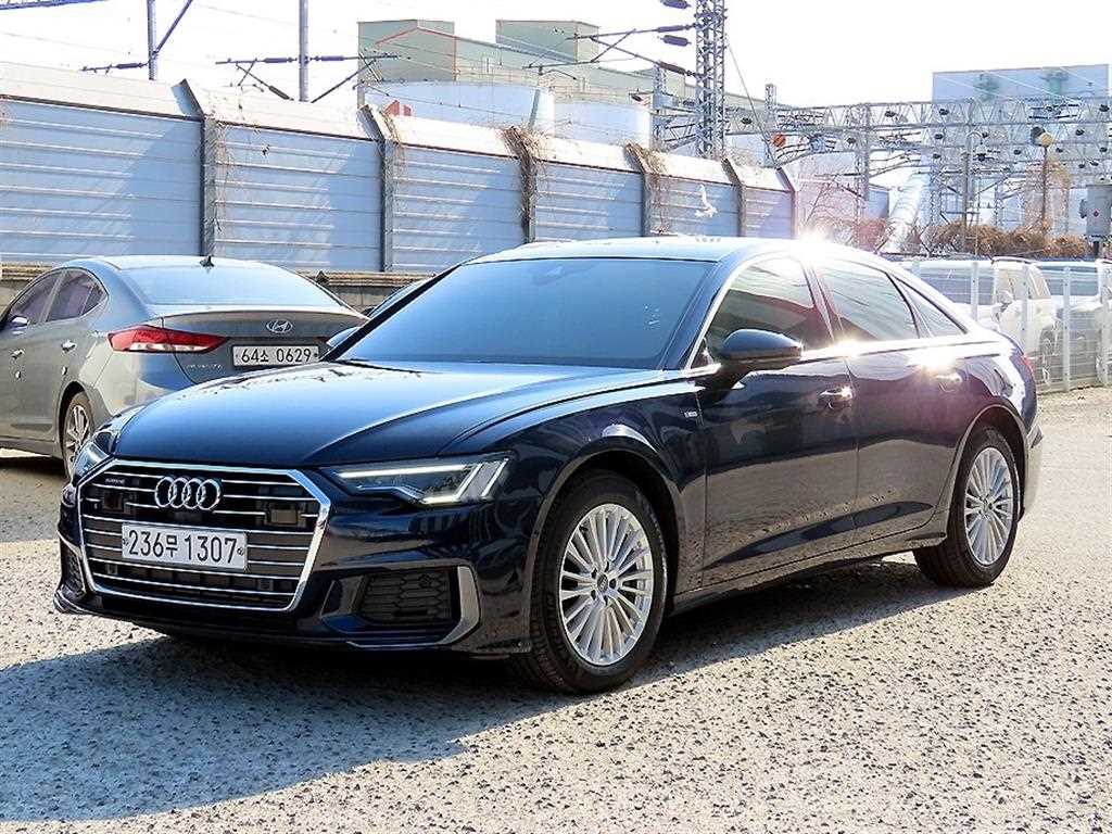 아우디 A6(5세대) 45 TFSI 콰트로 프리미엄 - 이미지 9