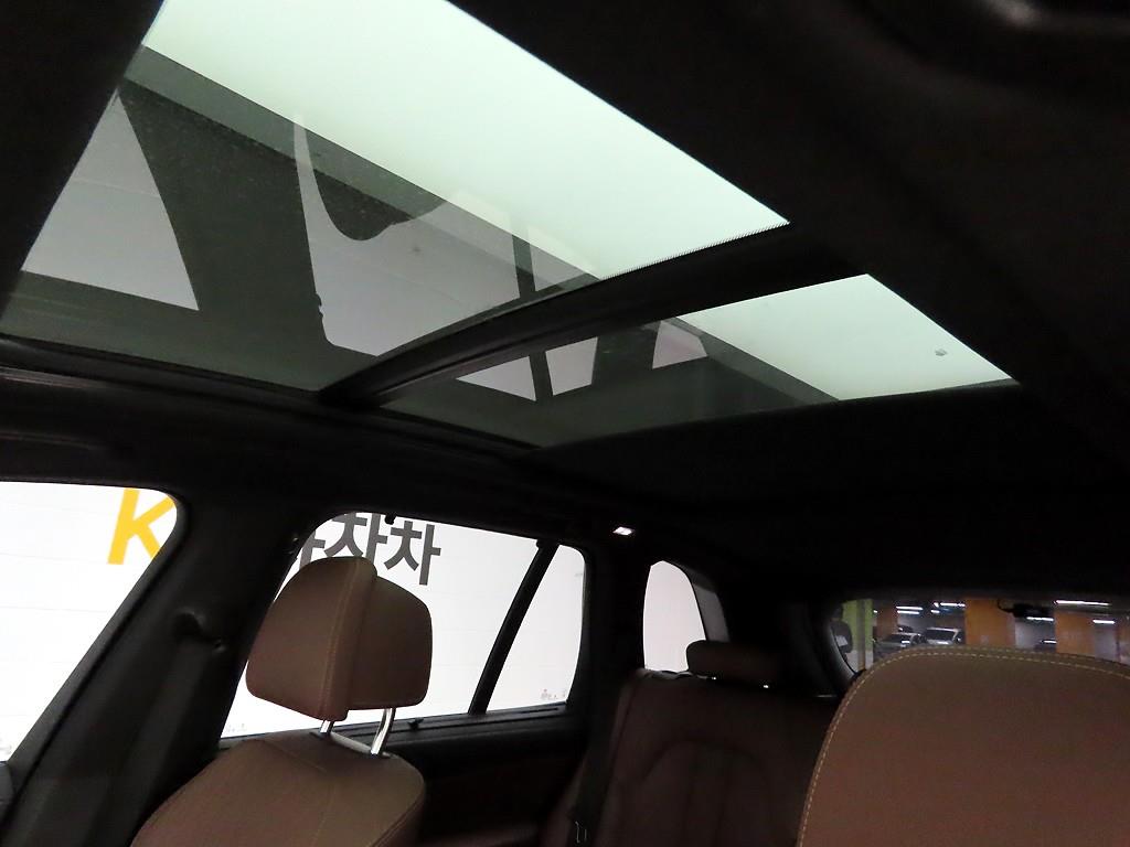 BMW X5(4세대) 30d xDrive M 스포츠팩 - 이미지 5
