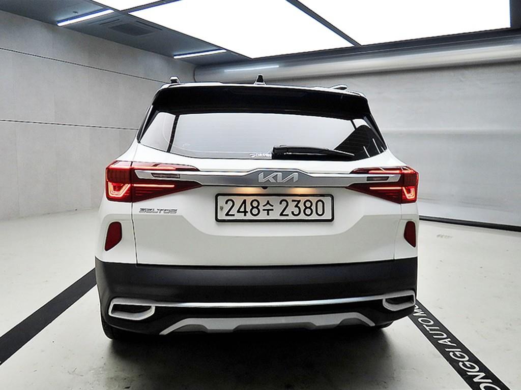 기아 셀토스 1.6 가솔린 2WD 시그니처 - 이미지 12