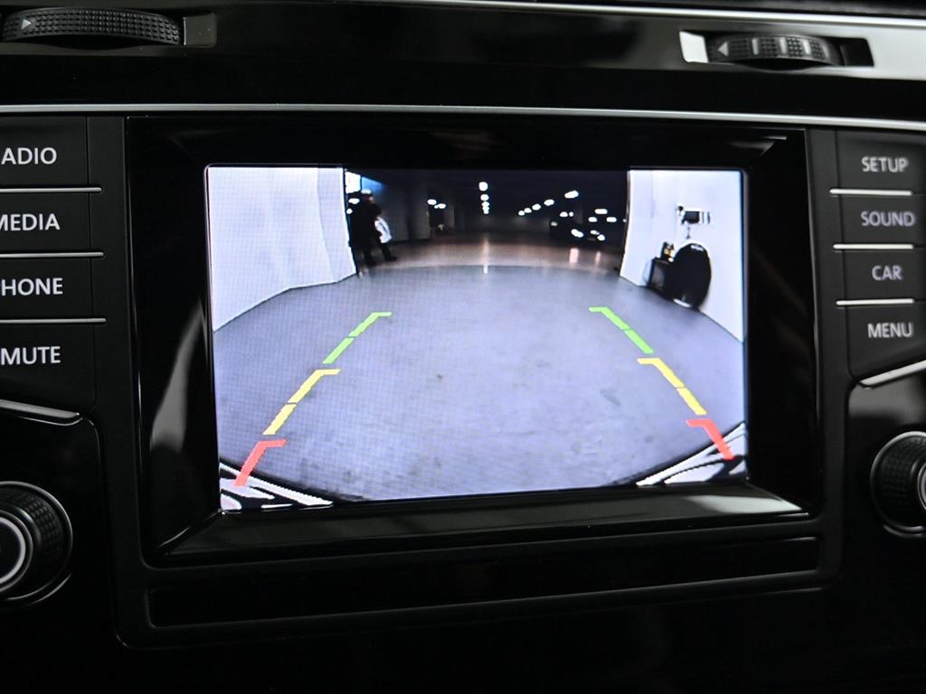 폭스바겐 골프(7세대) 2.0 TDI - 이미지 4