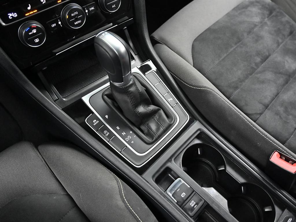 폭스바겐 골프(7세대) 2.0 TDI - 이미지 2