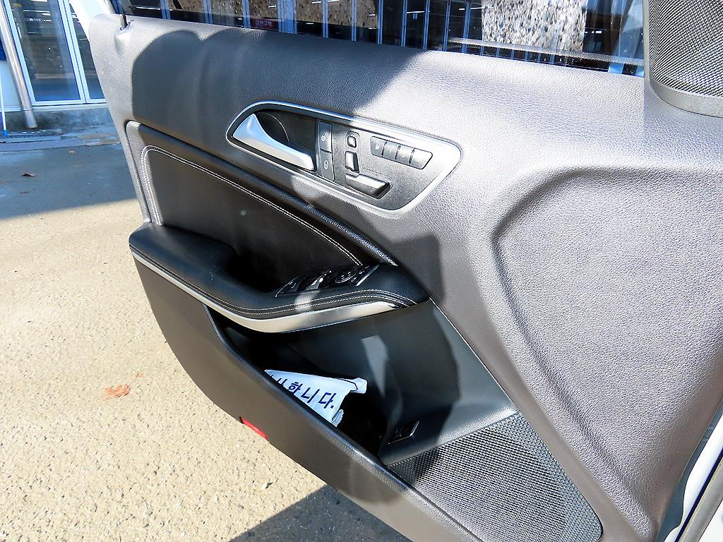 벤츠 GLA클래스 GLA 200 CDI - 이미지 13