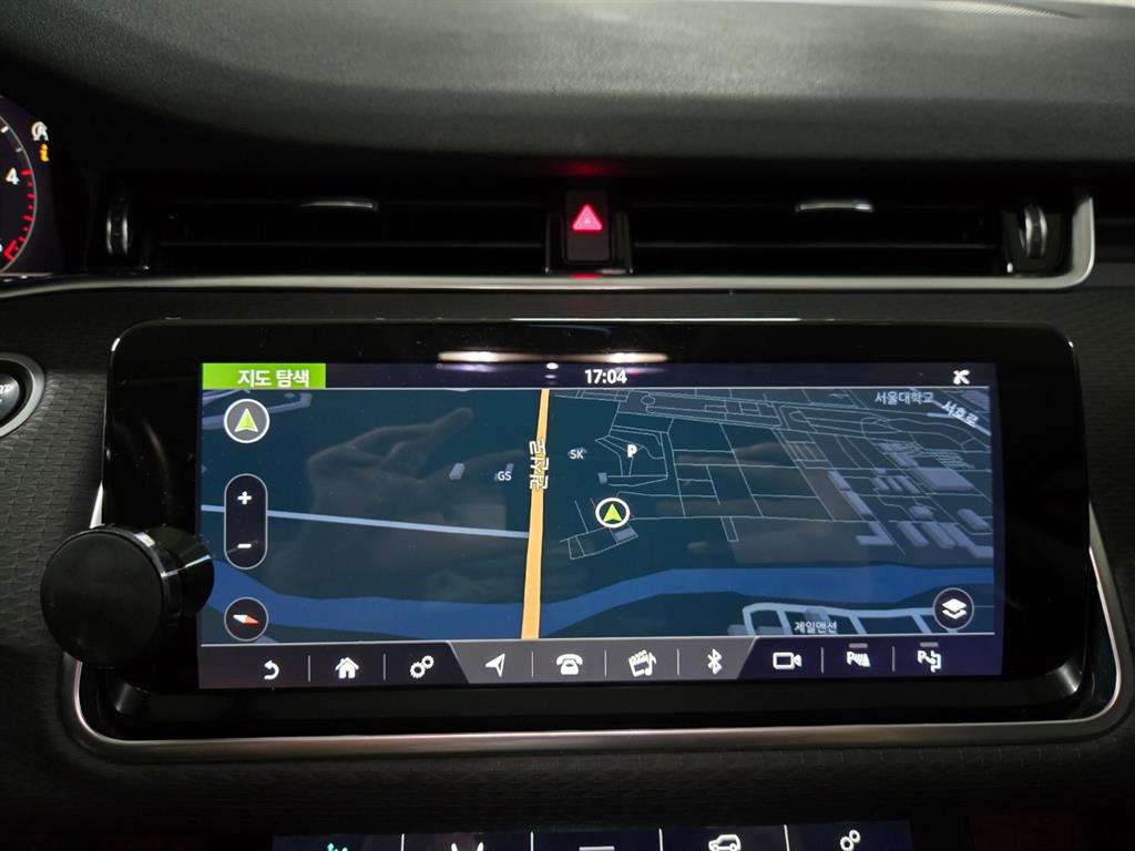 랜드로버 레인지로버 이보크(2세대) 2.0 D150 S - 이미지 13