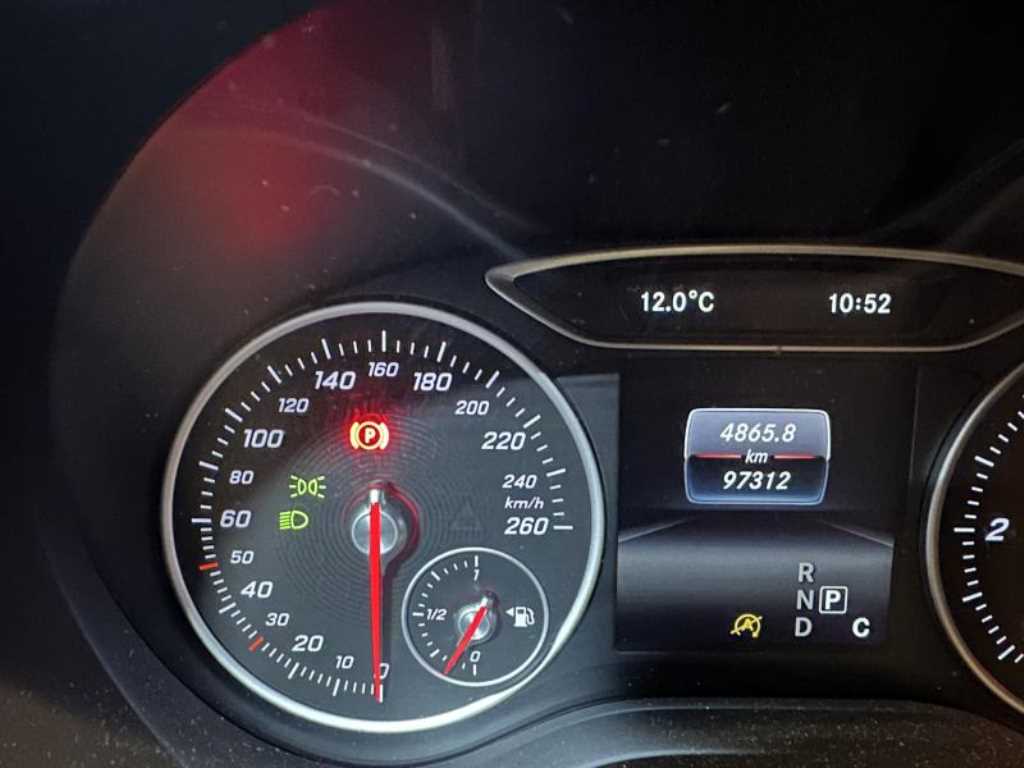 벤츠 B클래스(2세대) B200d - 이미지 6