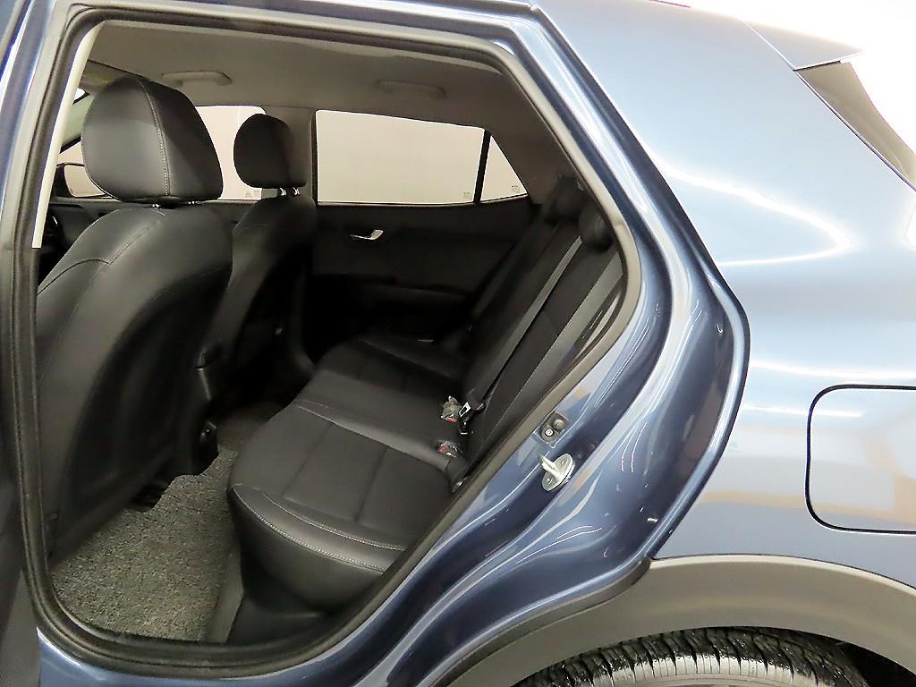 기아 스토닉 1.4 가솔린 트렌디 - 이미지 2