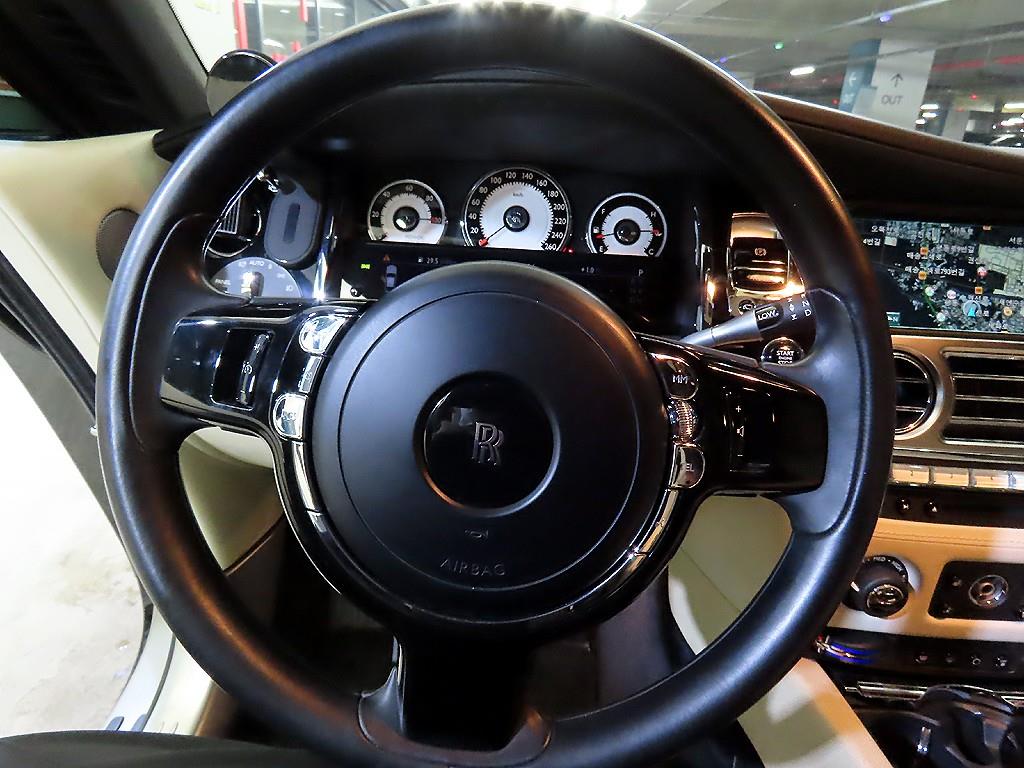 롤스로이스 레이스 6.6 V12 - 이미지 14