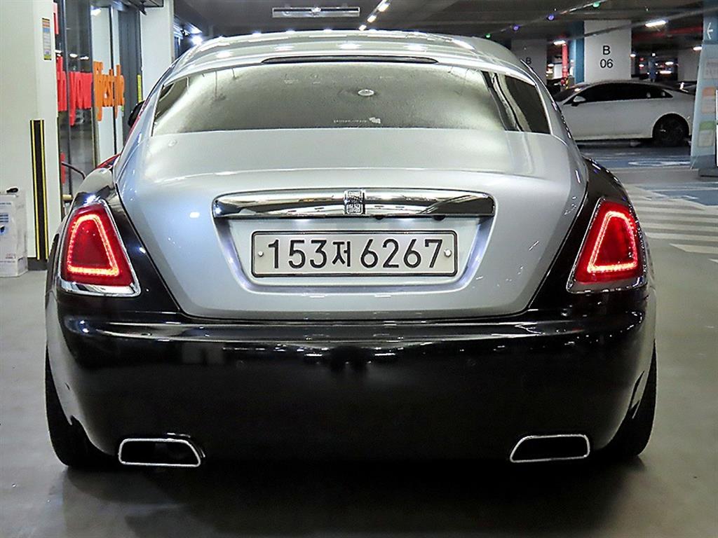 롤스로이스 레이스 6.6 V12 - 이미지 3