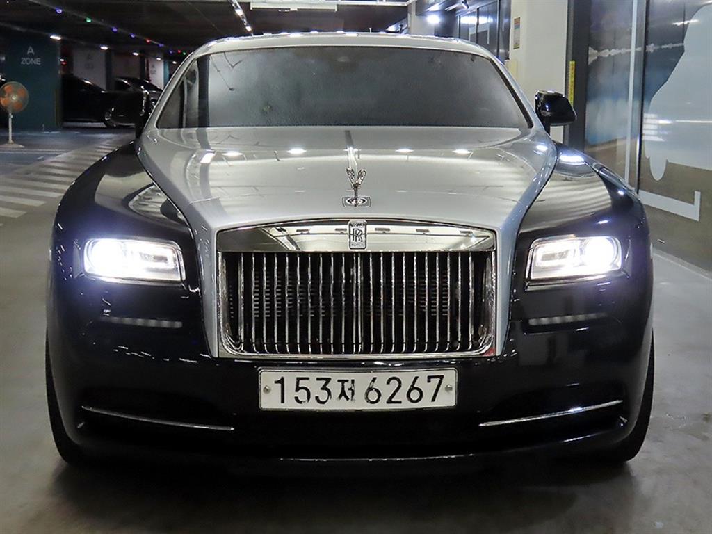 롤스로이스 레이스 6.6 V12 - 이미지 19