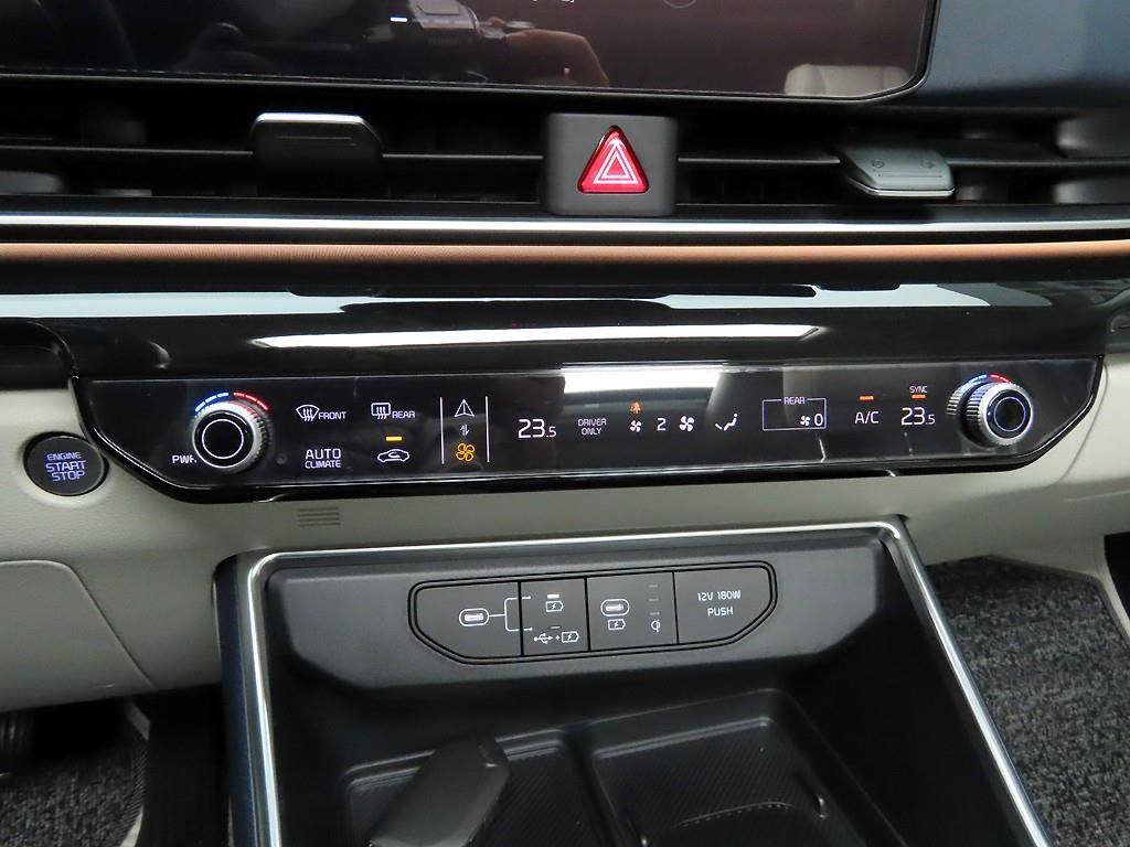 기아 더 뉴카니발 하이브리드(KA4) 1.6 HEV 7인승 시그니처 - 이미지 3