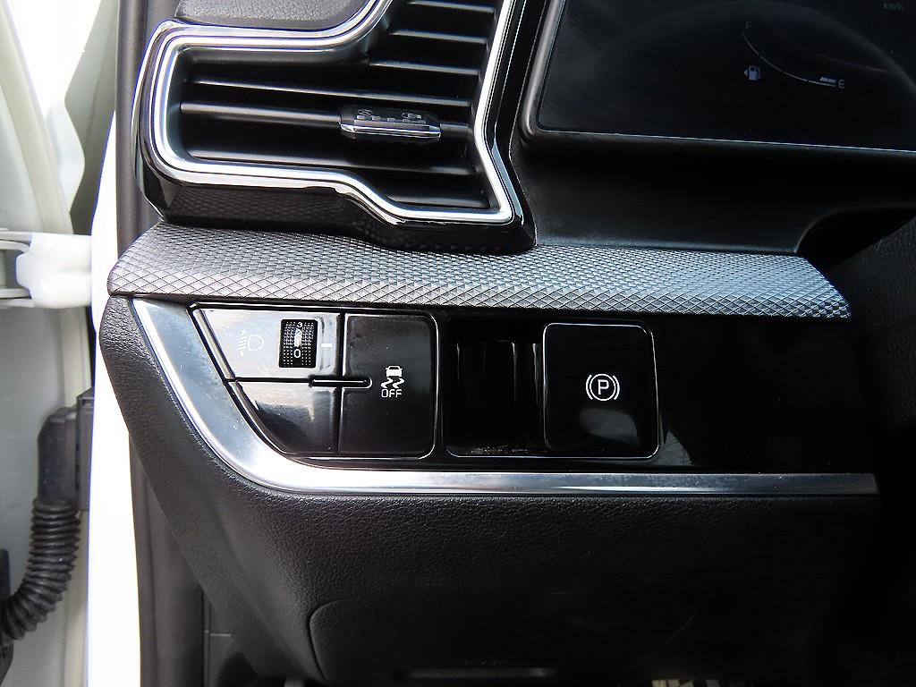 기아 디 올뉴스포티지 1.6 가솔린 2WD 트렌디 - 이미지 16