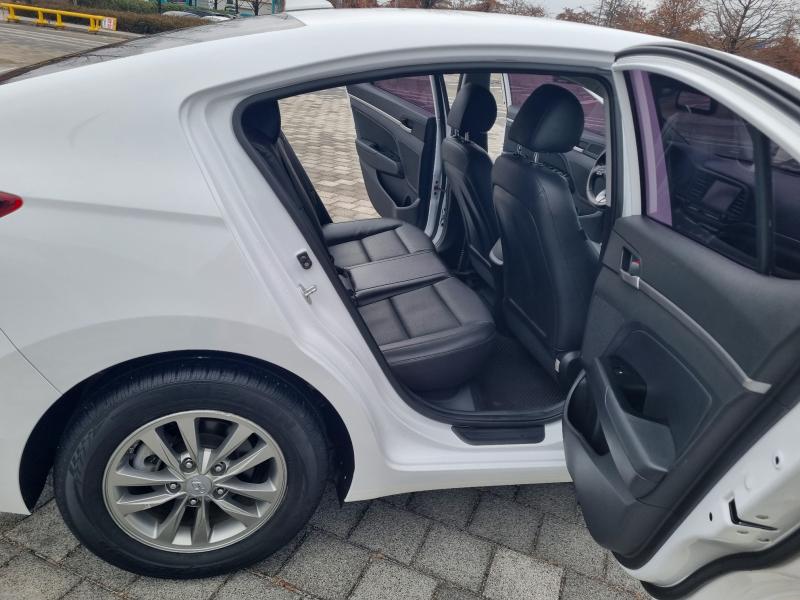 현대 더 뉴아반떼AD 1.6 가솔린 스마트 - 이미지 17