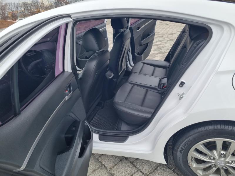 현대 더 뉴아반떼AD 1.6 가솔린 스마트 - 이미지 4