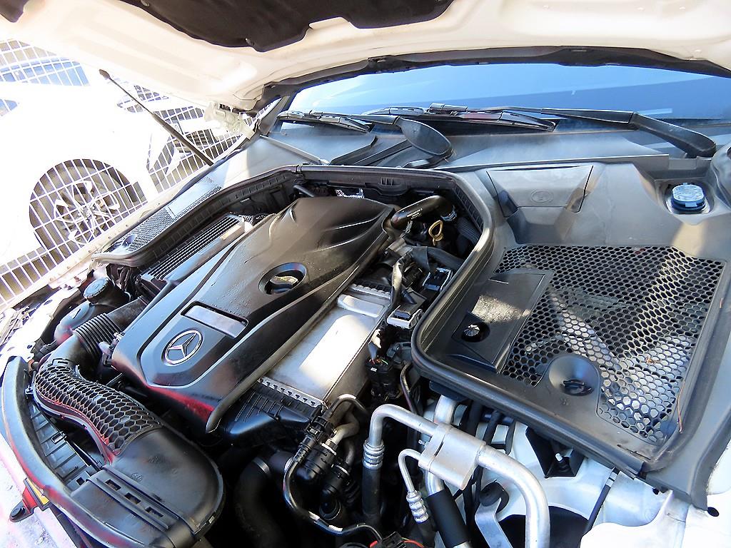 벤츠 C클래스(4세대) C200 쿠페 - 이미지 4