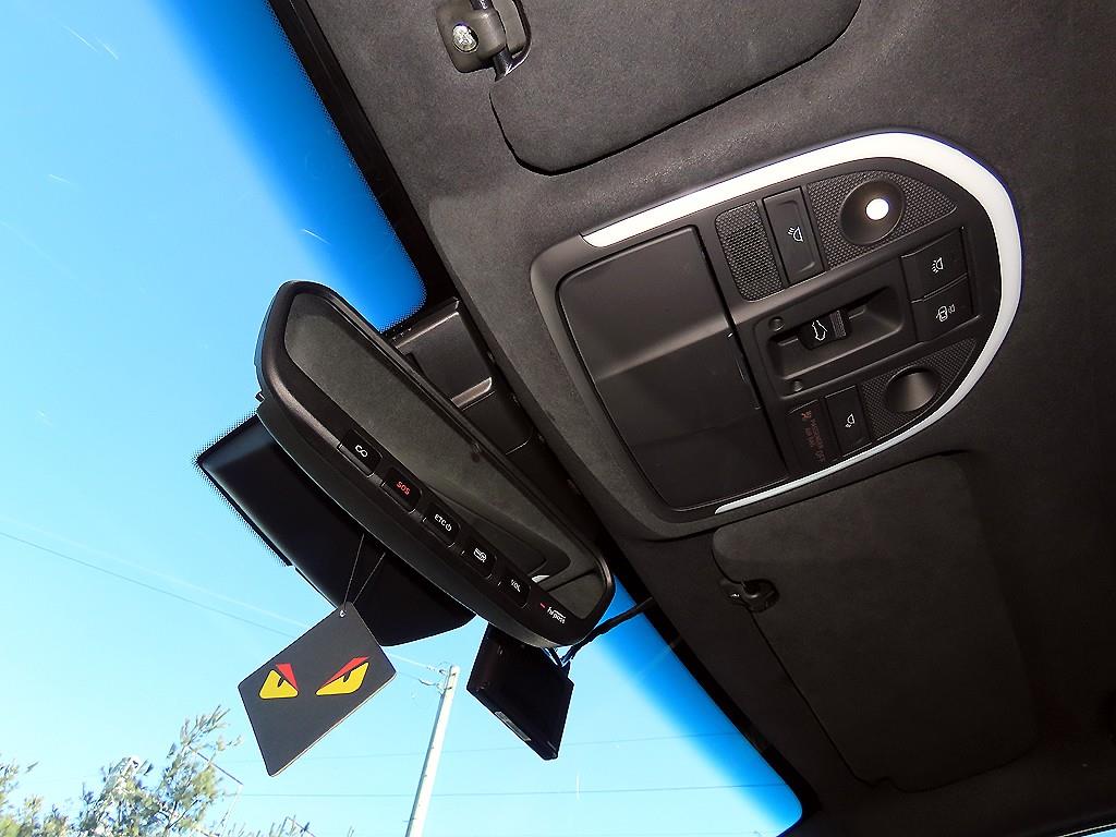 제네시스 G70 3.3T 스포츠 AWD 프레스티지 - 이미지 12