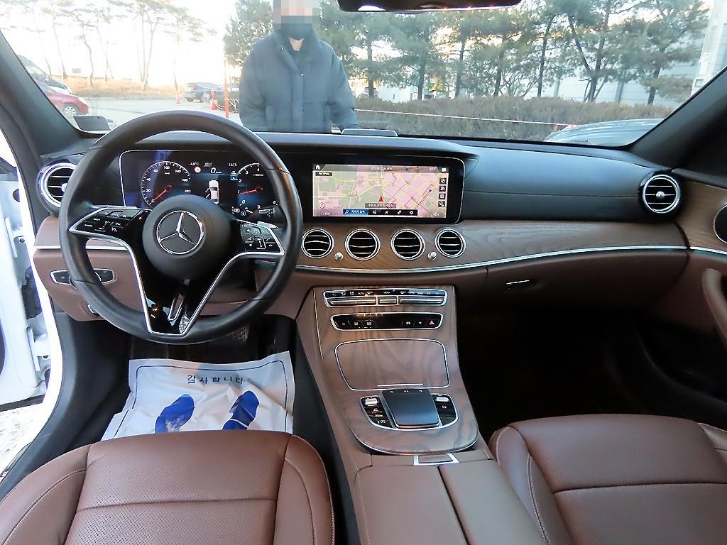 벤츠 E클래스(5세대) E250 익스클루시브 - 이미지 3