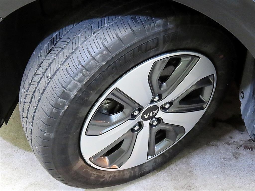 기아 더 뉴니로 1.6 GDI HEV 럭셔리 - 이미지 14