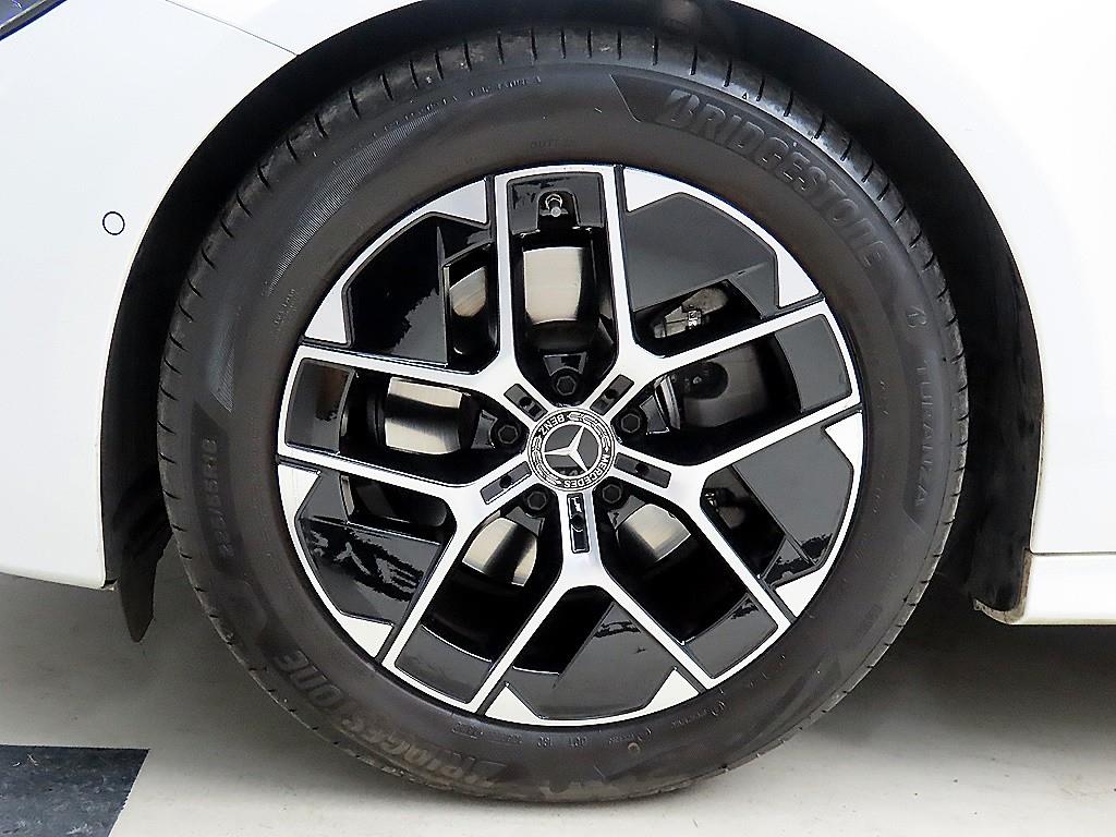 벤츠 E클래스(6세대) E200 아방가르드 - 이미지 6