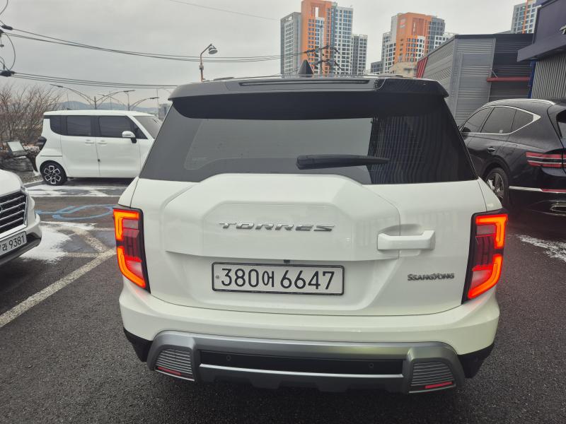 KG모빌리티(쌍용) 토레스 1.5 GDI-T 2WD T7 - 이미지 6