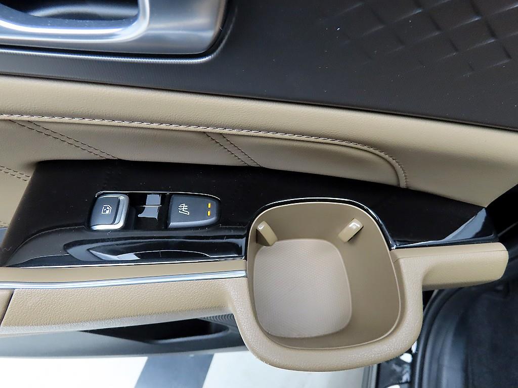 기아 더 뉴쏘렌토 하이브리드(MQ4) 1.6 HEV 2WD 시그니처 그래비티 - 이미지 18