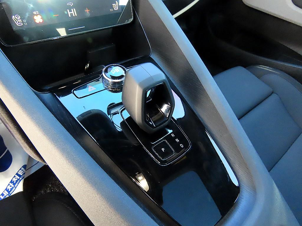 폴스타 폴스타 2 롱레인지 싱글모터 - 이미지 4