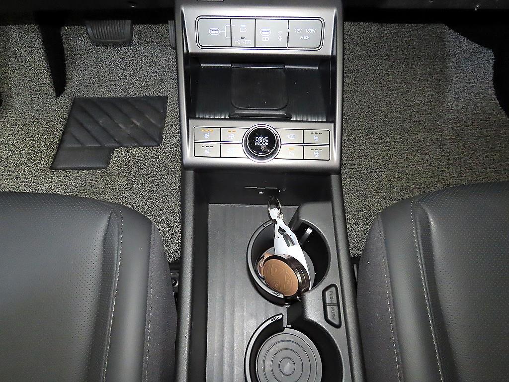 현대 디 올뉴코나 1.6 가솔린 터보 2WD 인스퍼레이션 - 이미지 16