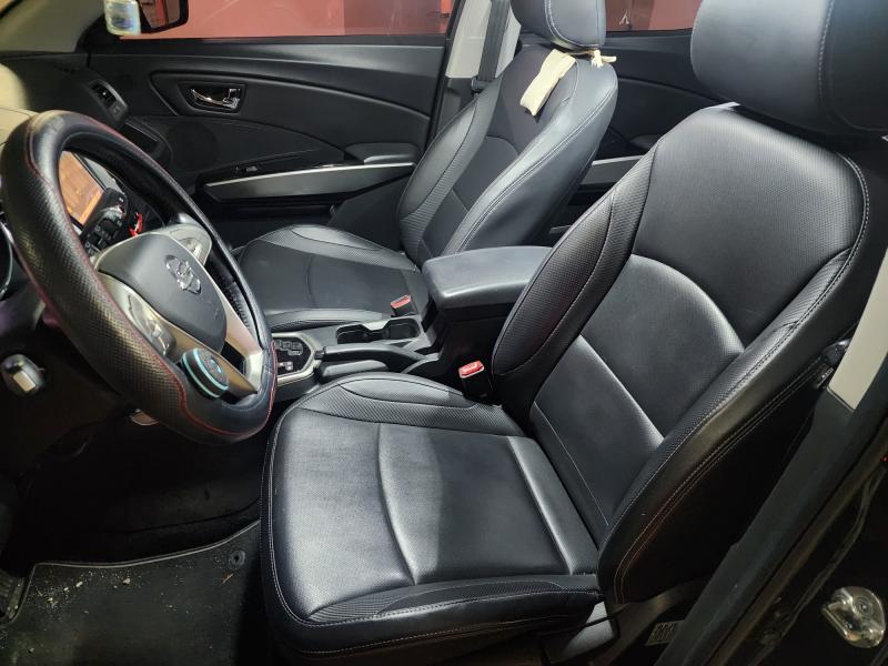 KG모빌리티(쌍용) 티볼리 가솔린 2WD LX 고급형 - 이미지 16