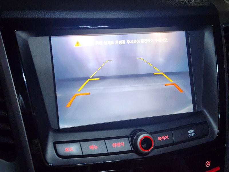 KG모빌리티(쌍용) 티볼리 가솔린 2WD LX 고급형 - 이미지 13