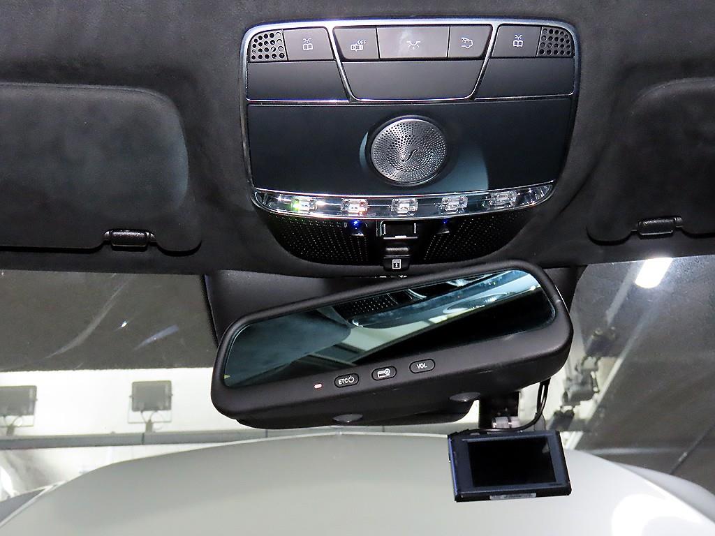 벤츠 S클래스(6세대) 마이바흐 S500 4매틱 - 이미지 3