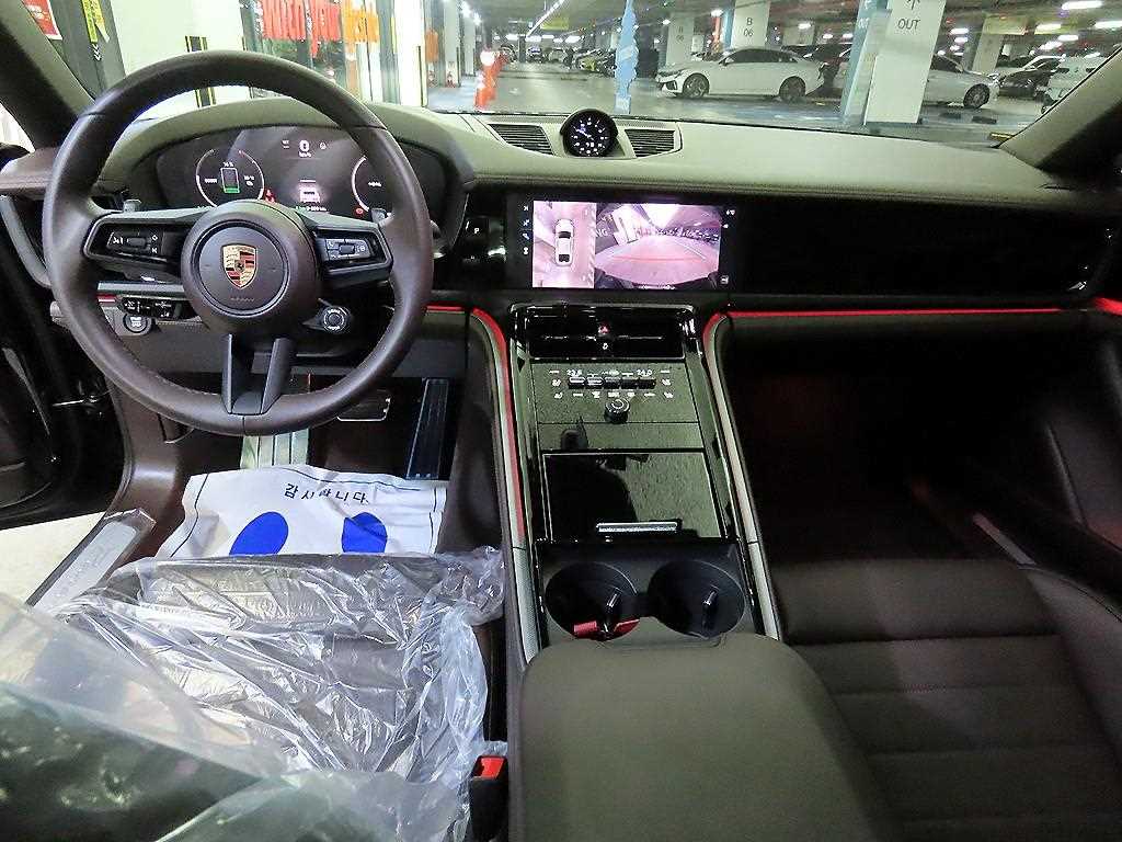 포르쉐 파나메라(3세대) 2.9 V6 4 E-HEV