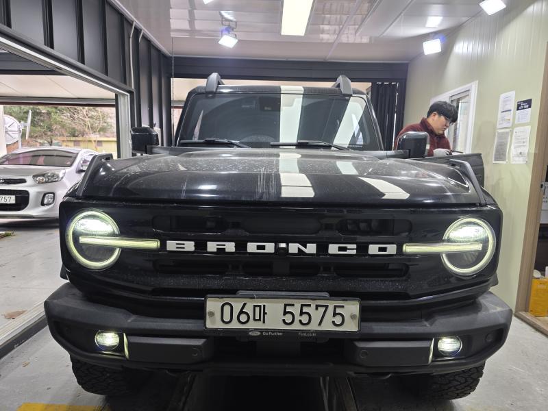 포드 브롱코(6세대) 2.7 4DR 아우터 뱅크스 - 이미지 11