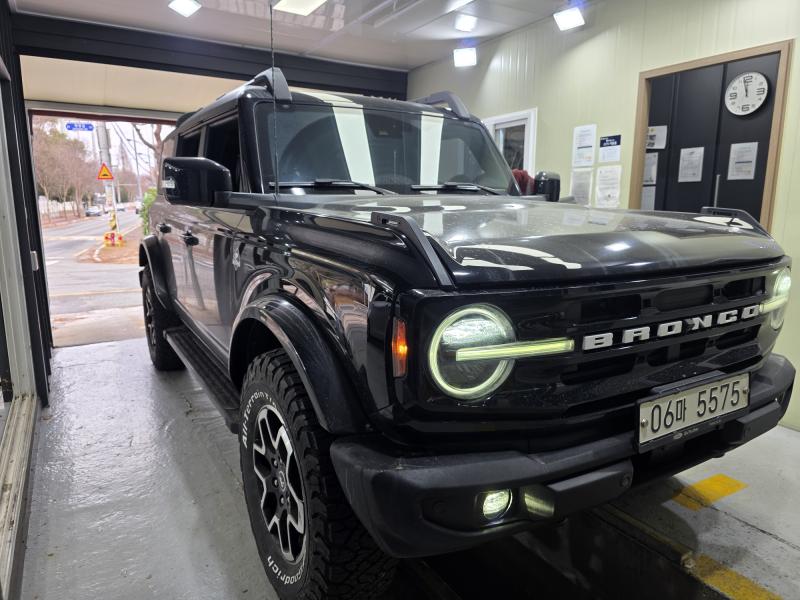 포드 브롱코(6세대) 2.7 4DR 아우터 뱅크스 - 이미지 13