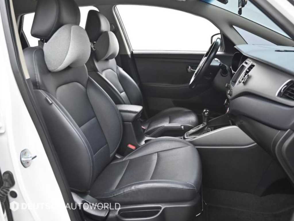 기아 더 뉴카렌스 1.7 디젤 프레스티지 - 이미지 17