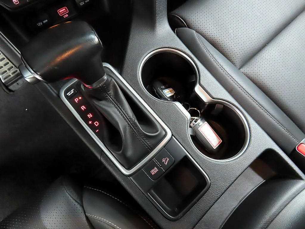 기아 스포티지 더 볼드 R2.0 디젤 2WD 프레스티지 - 이미지 5