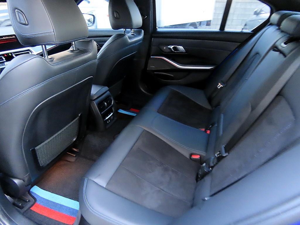 BMW 3시리즈(7세대) 320d M 스포츠팩 - 이미지 10