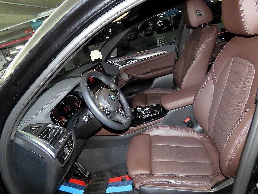 BMW X4(2세대) 20i xDrive M스포츠 프로 SE - 이미지 2