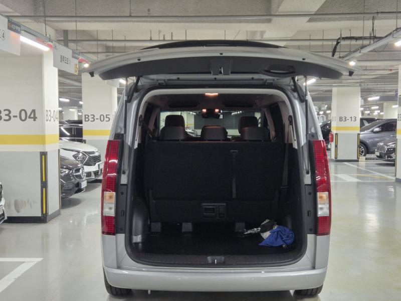 현대 스타리아 2.2 디젤 투어러 9인승 2WD 모던 - 이미지 10