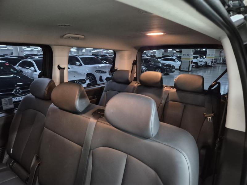 현대 스타리아 2.2 디젤 투어러 9인승 2WD 모던 - 이미지 8